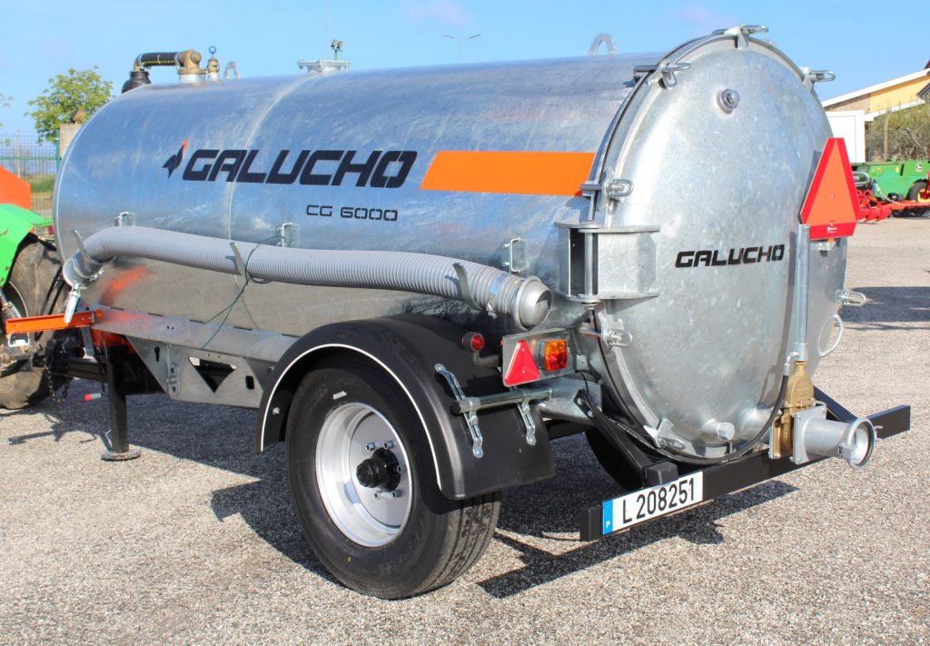 Cisterna Agrícola GALUCHO CG-6000 cheio