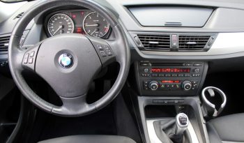 BMW X1 18 D S Drive cheio