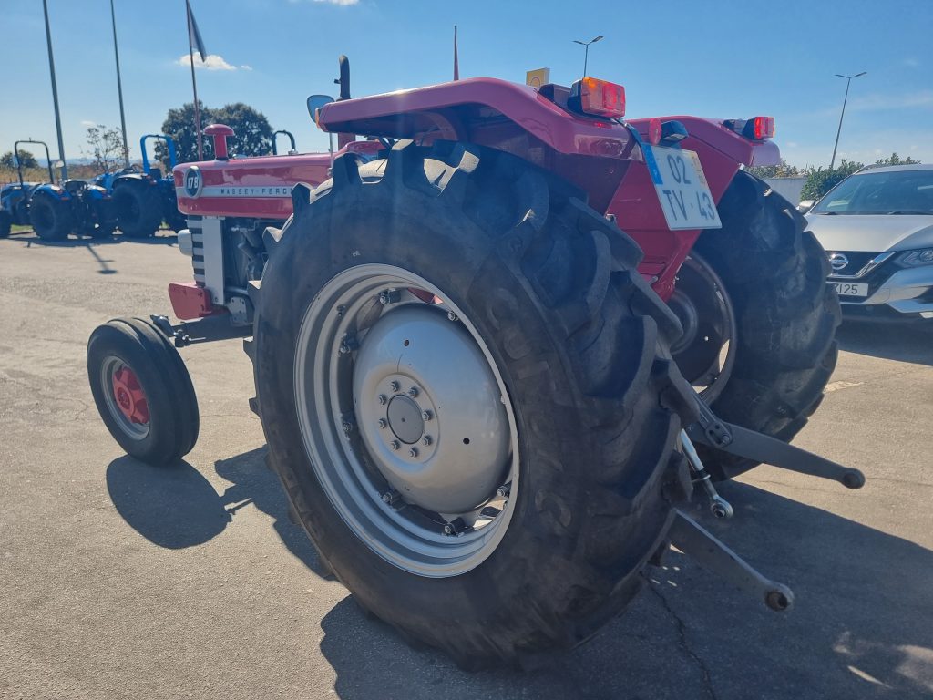 Massey-Fergusson 178 com Multi-power (Todo Restaurado) cheio