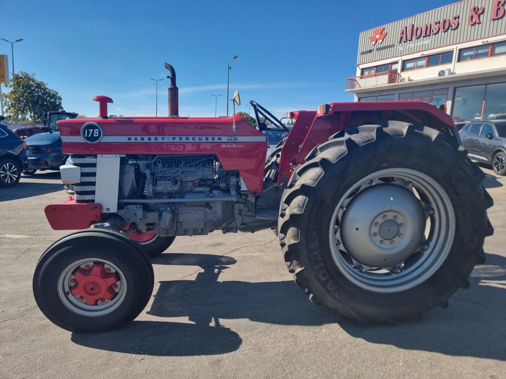 Massey-Fergusson 178 com Multi-power (Todo Restaurado) cheio
