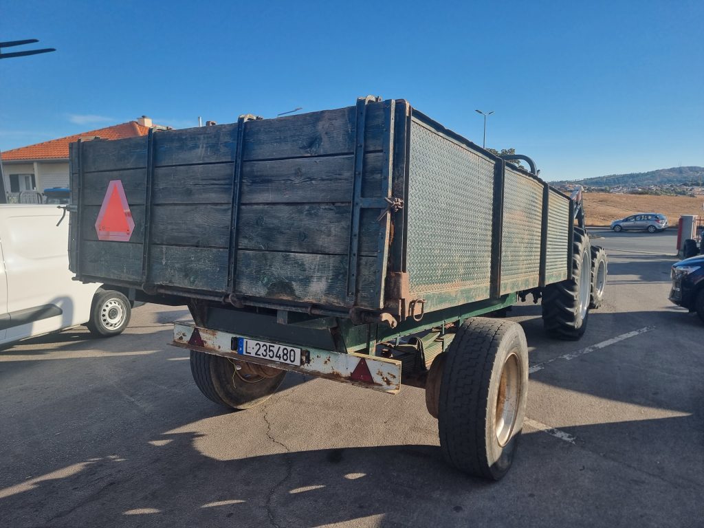 Reboque Safisal ST-625 cheio