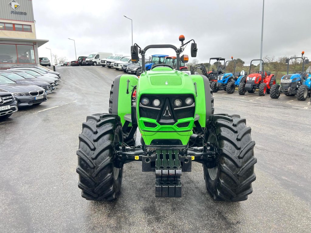 Deutz-Fahr 4080 E (Apenas 355 horas) cheio