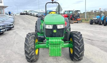 John Deere 5058 E (776 horas) cheio