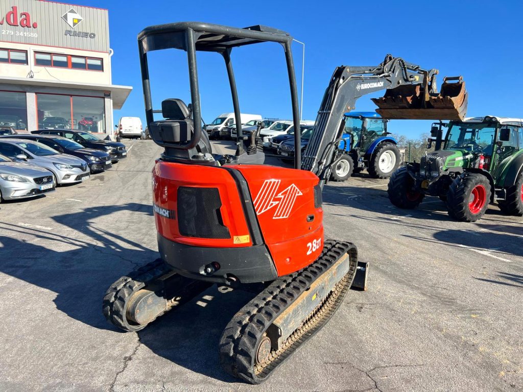 Mini Giratória Eurocomach 28ZT (vários acessórios ) cheio