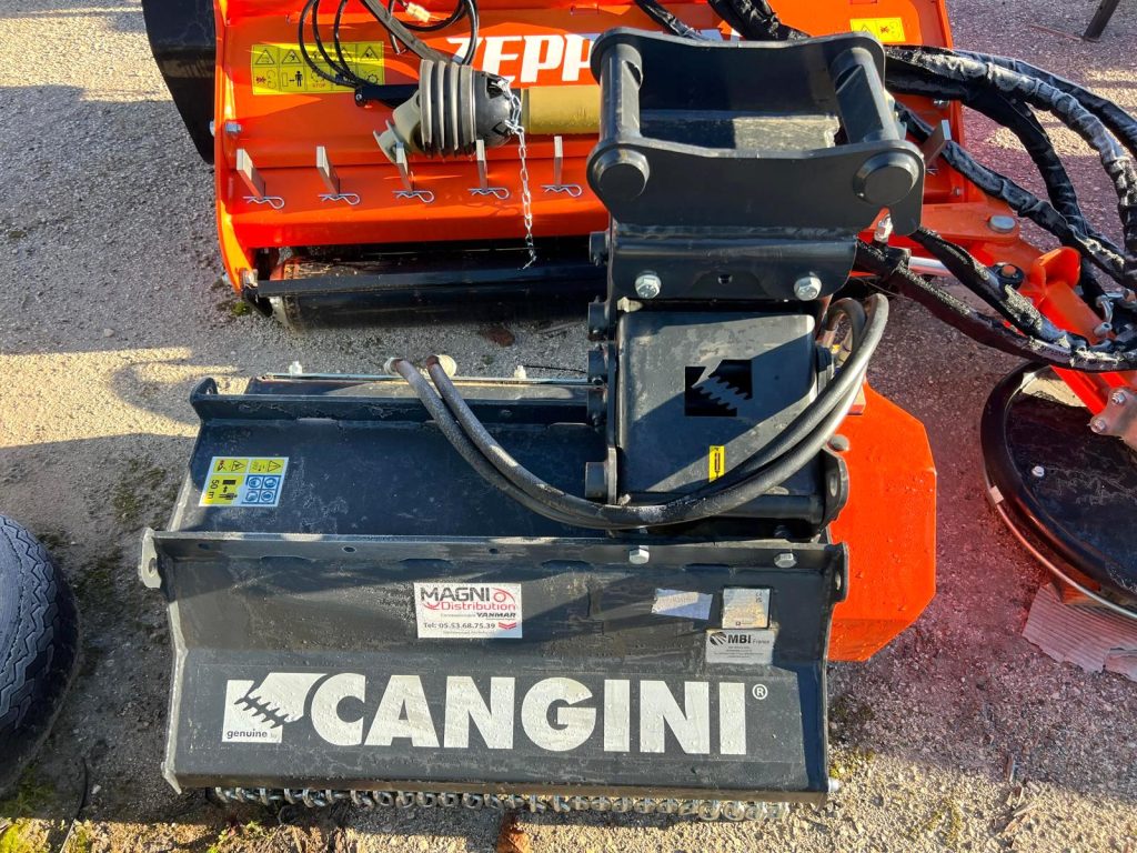 Mini Giratória Eurocomach 28ZT (vários acessórios ) cheio