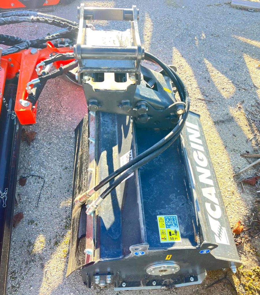 Mini Giratória Eurocomach 28ZT (vários acessórios ) cheio