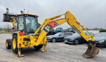 Komatsu WB93 R cheio