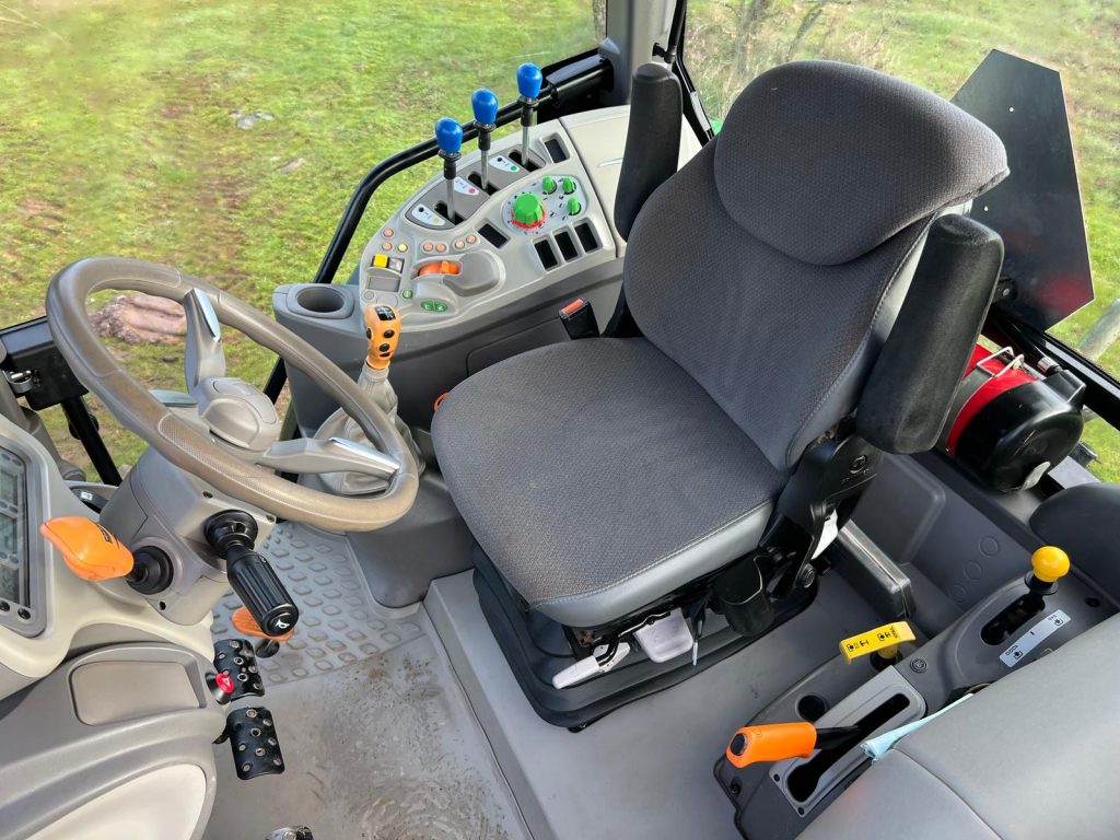 Deutz Fahr 5105GS (Apenas 1323 horas) cheio