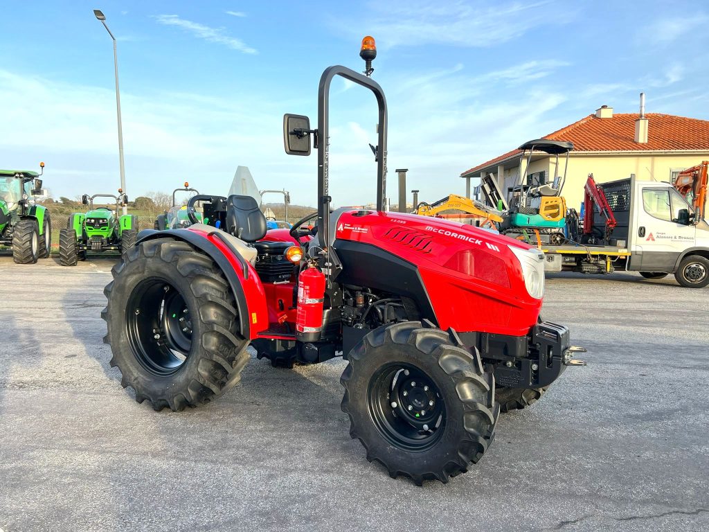 Mccormick X 2.055 (Trator de Demonstração) cheio