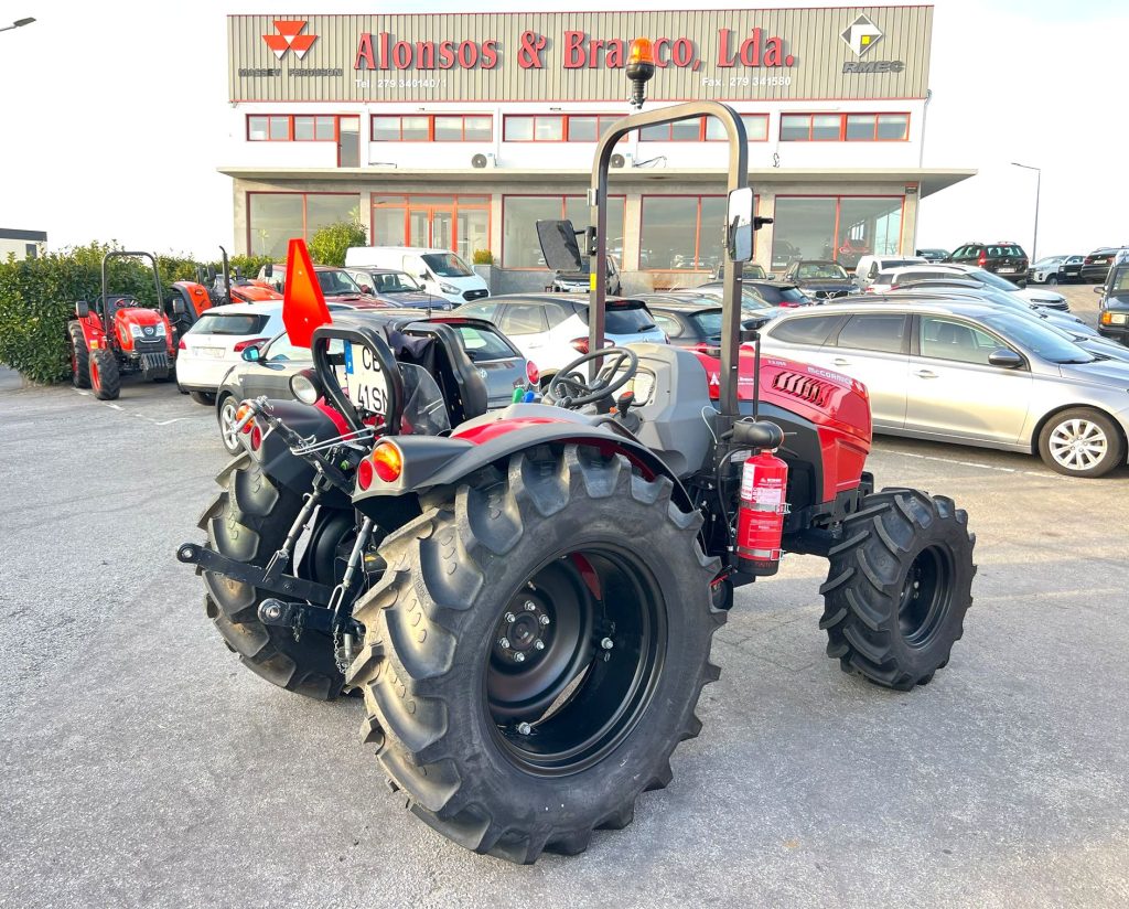 Mccormick X 2.055 (Trator de Demonstração) cheio