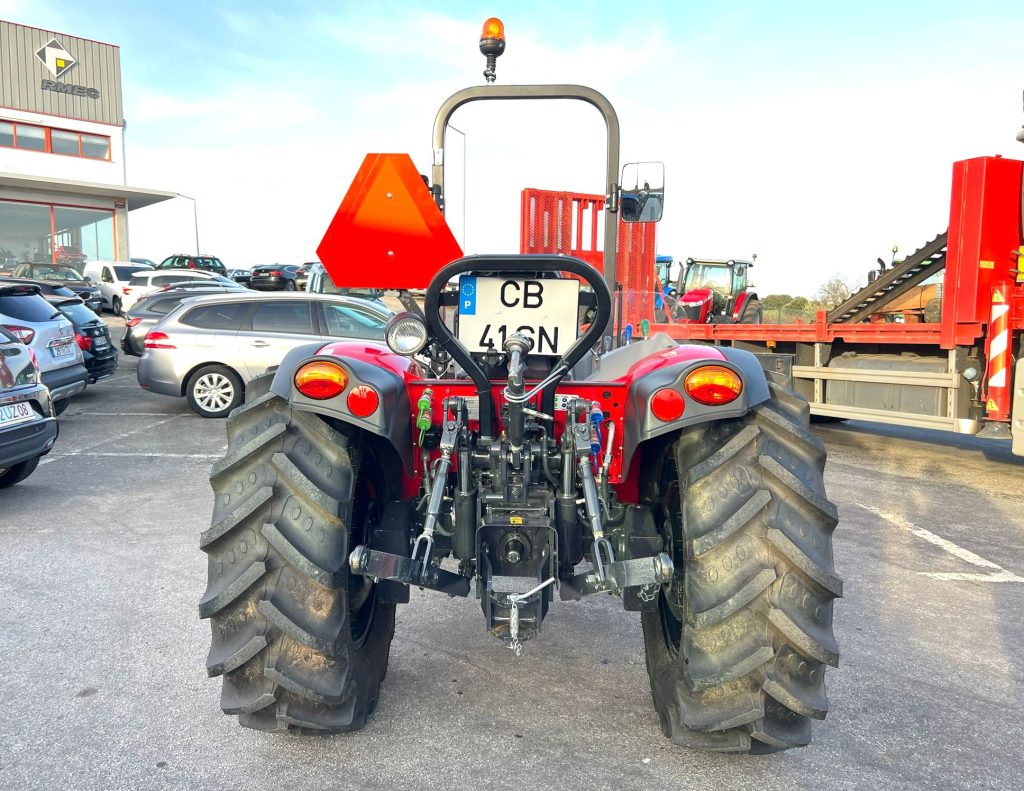 Mccormick X 2.055 (Trator de Demonstração) cheio