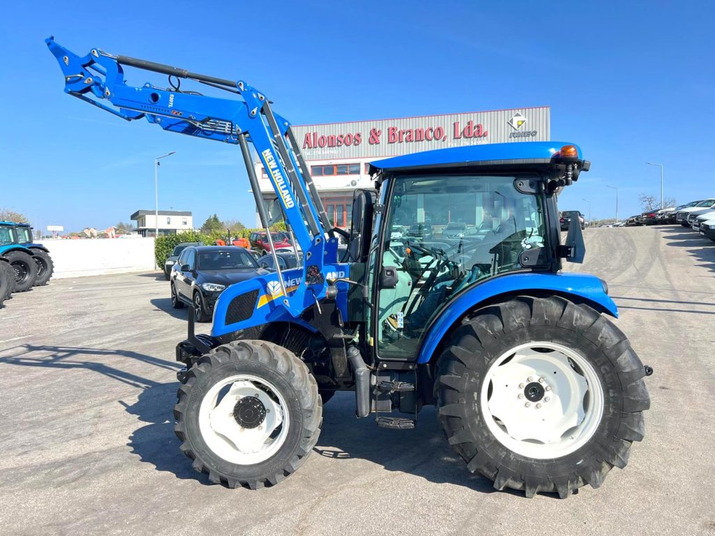 New Holland T4.75 S (1516 Horas) cheio