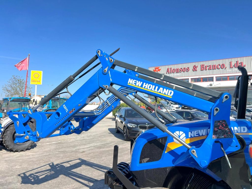 New Holland T4.75 S (1516 Horas) cheio