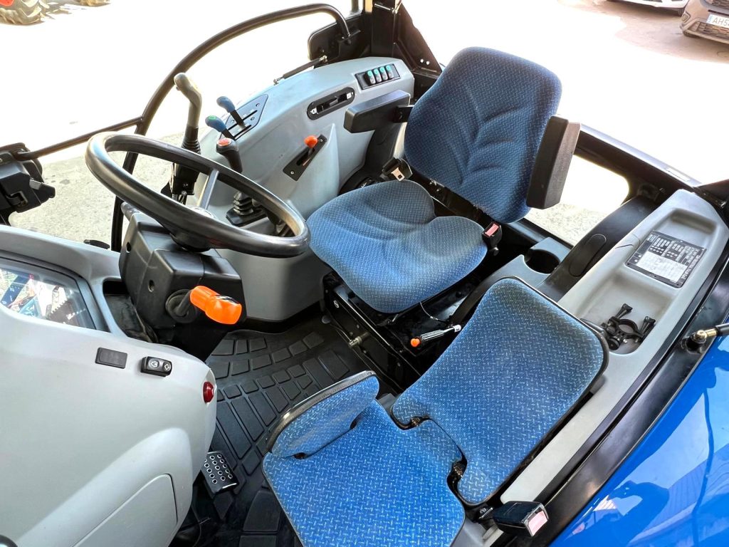 New Holland T4.75 S (1516 Horas) cheio