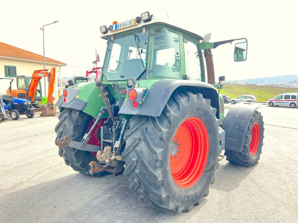 Fendt Favorit 716 Vario cheio