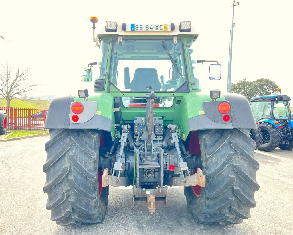 Fendt Favorit 716 Vario cheio