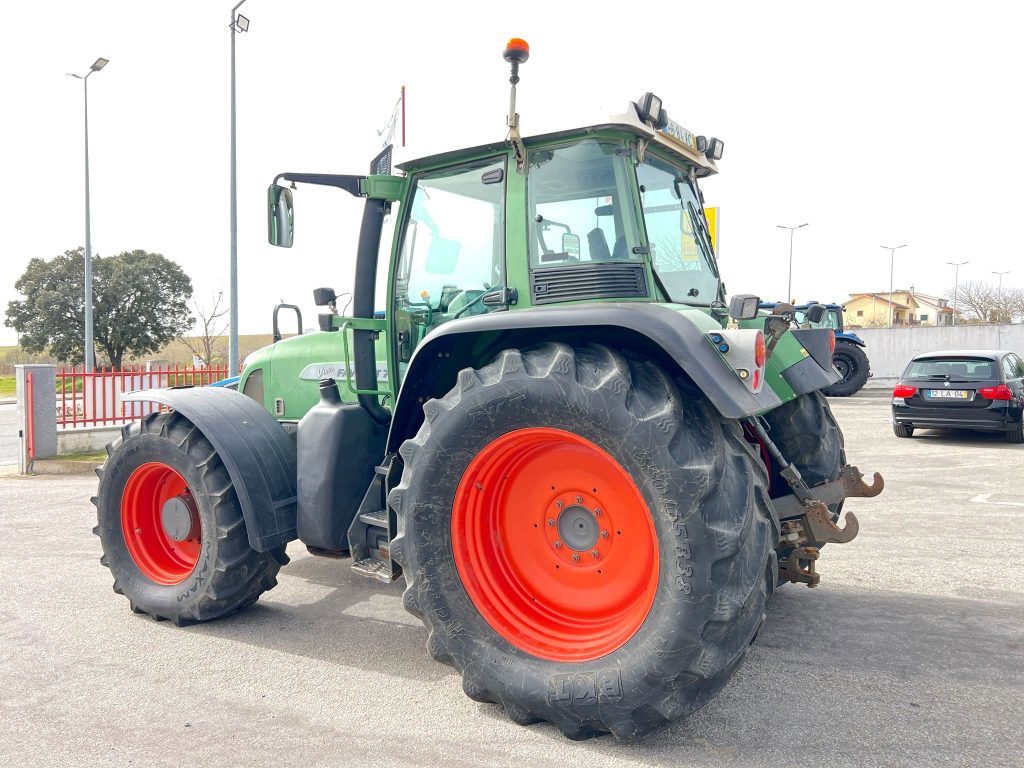 Fendt Favorit 716 Vario cheio