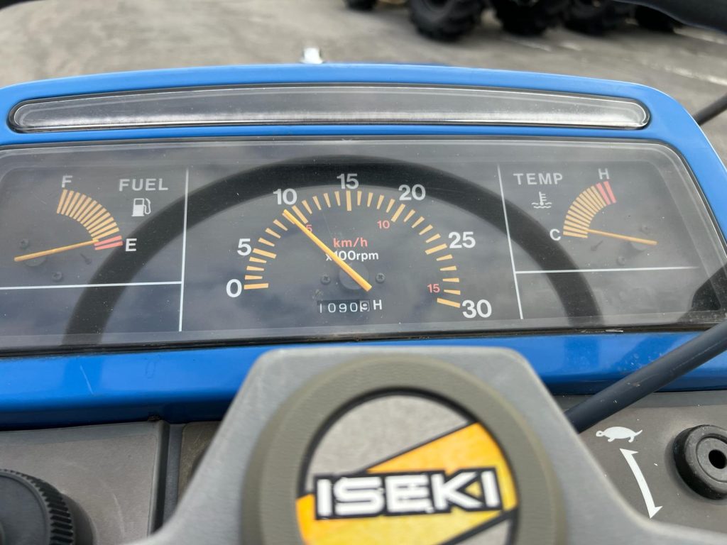 ISEKI SIAL 5 C/Escarificadores 5f cheio