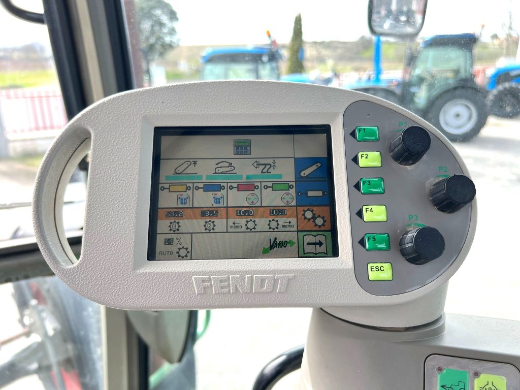 Fendt Favorit 716 Vario cheio