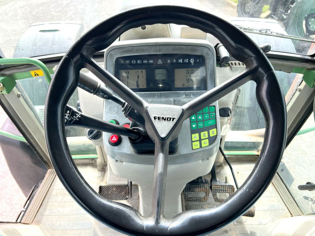 Fendt Favorit 716 Vario cheio