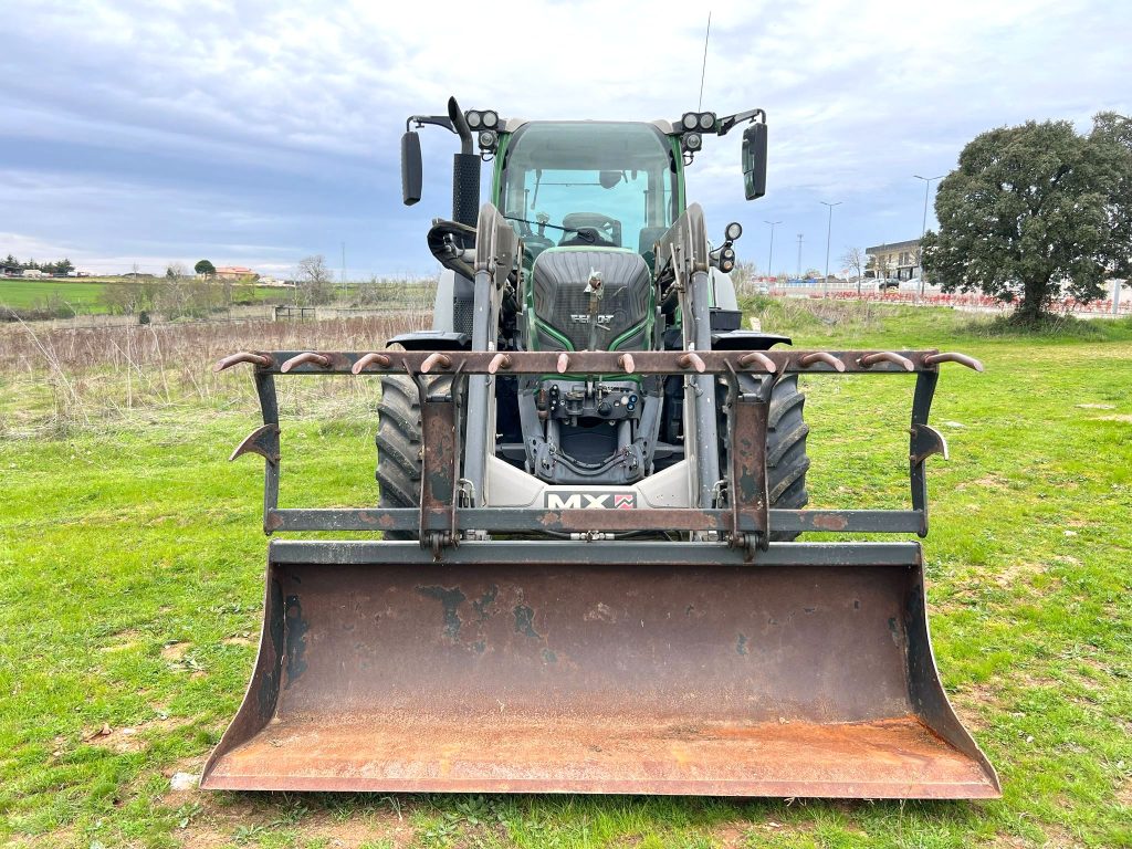 Fendt 513 Vario cheio