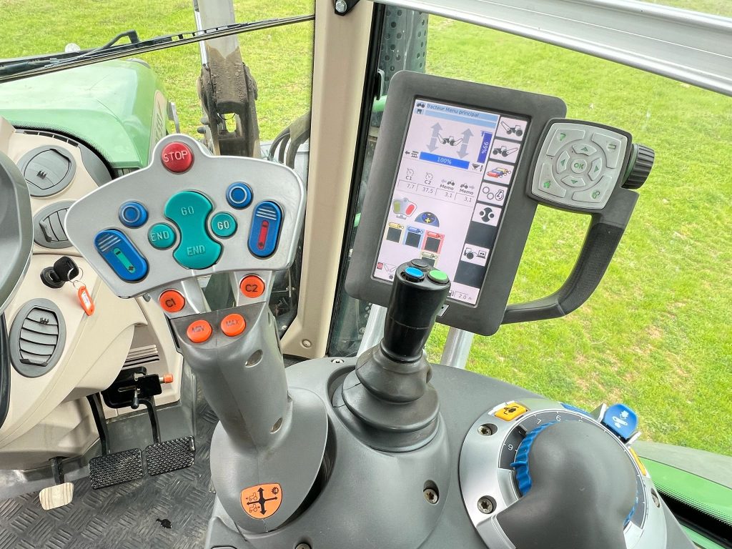 Fendt 513 Vario cheio