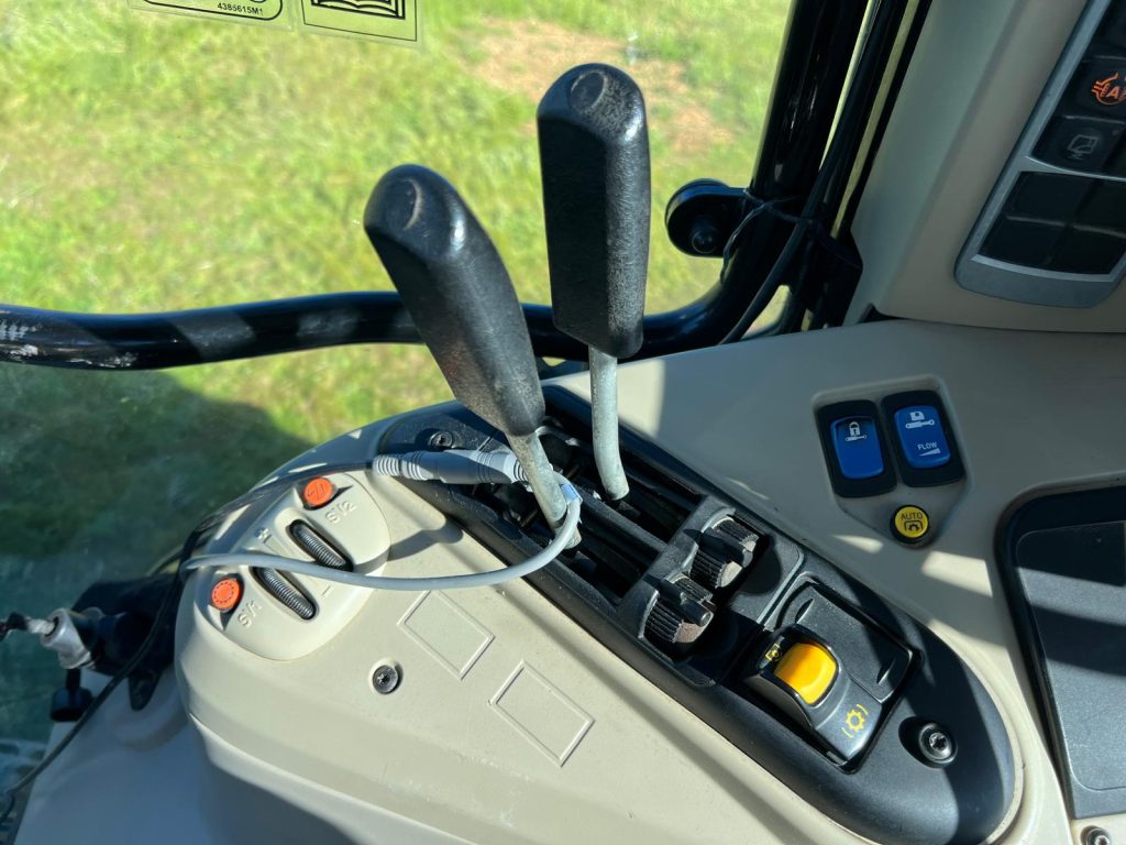 Massey Ferguson 5613 Dyna 6 cheio