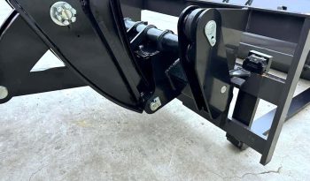 Pá Carregadora / Telescópica Wolf WL825T cheio