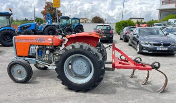 Massey Ferguson 220  C/ Charruas 3F cheio