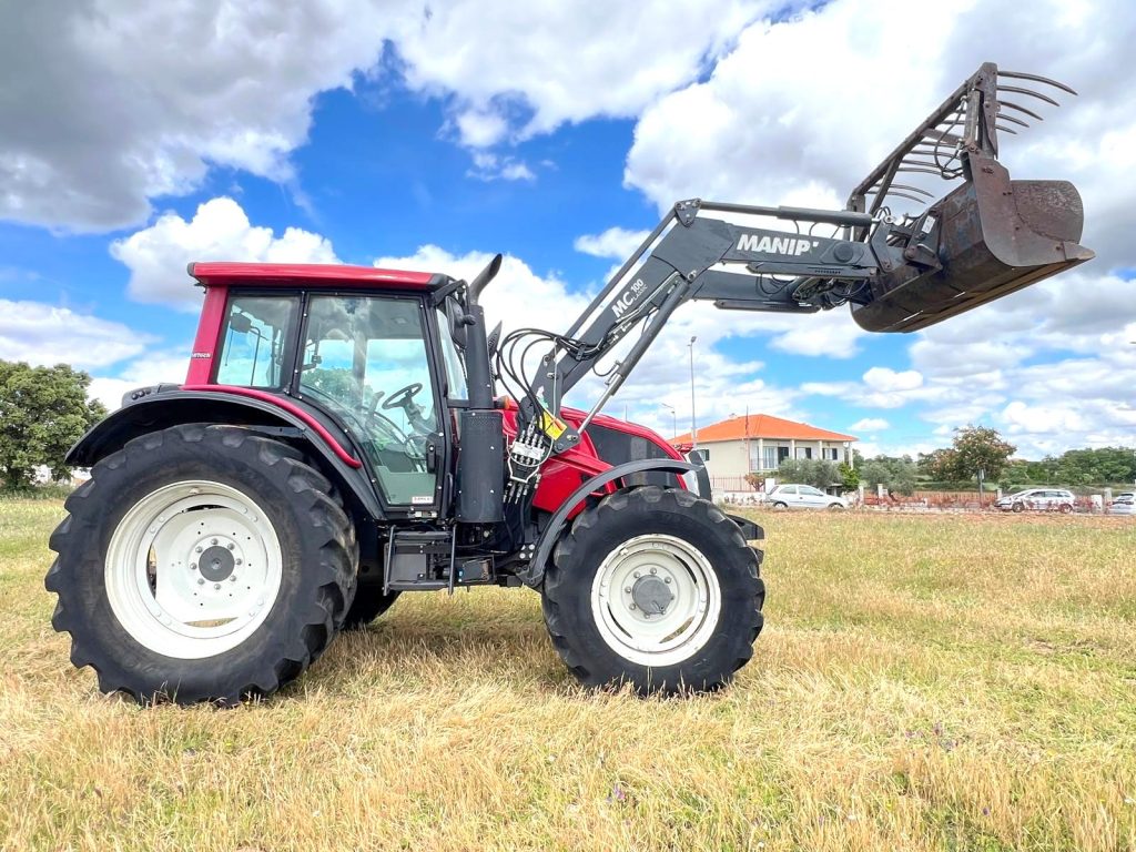 Valtra  N103 Hitech cheio