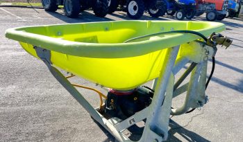 Distribuidor de adubo Rocha KP1000 R cheio