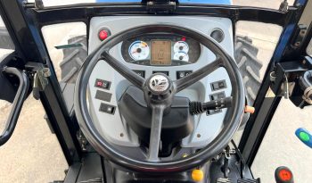 New Holland T4.110 N (Apenas 682 horas) cheio