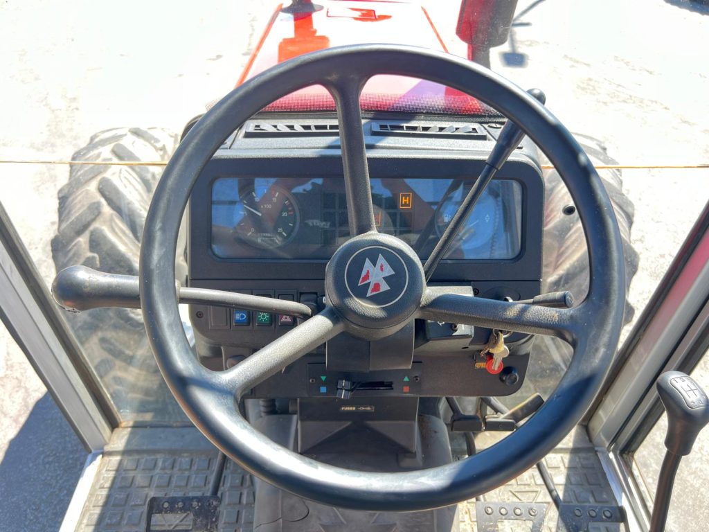 Massey Ferguson 362 cheio