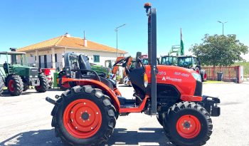 Kubota B2-201 (Novo) cheio