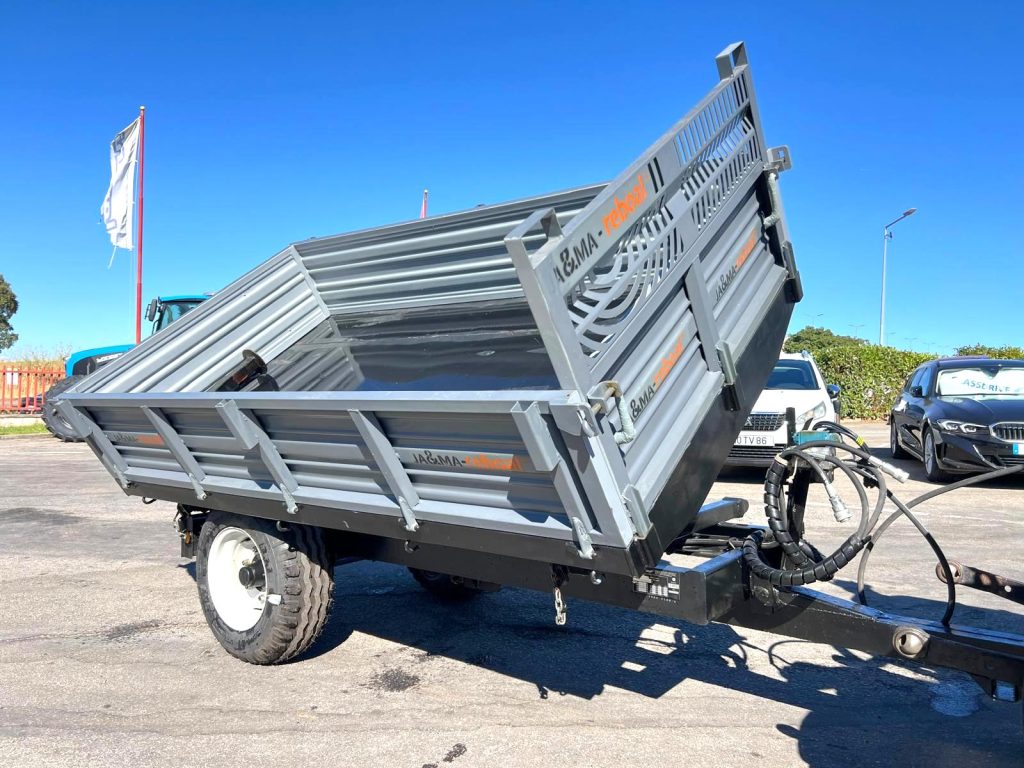 Reboque Reboal RT-3500 Tri-basculante cheio