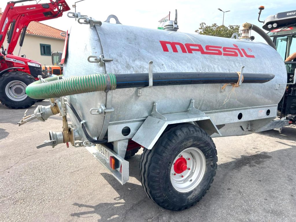Cisterna MASSIL 3000 cheio