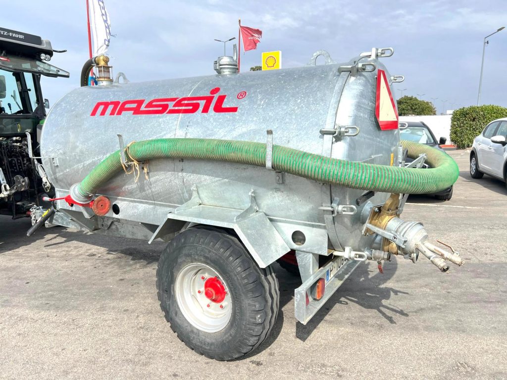 Cisterna MASSIL 3000 cheio
