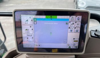 John Deere 6105R cheio