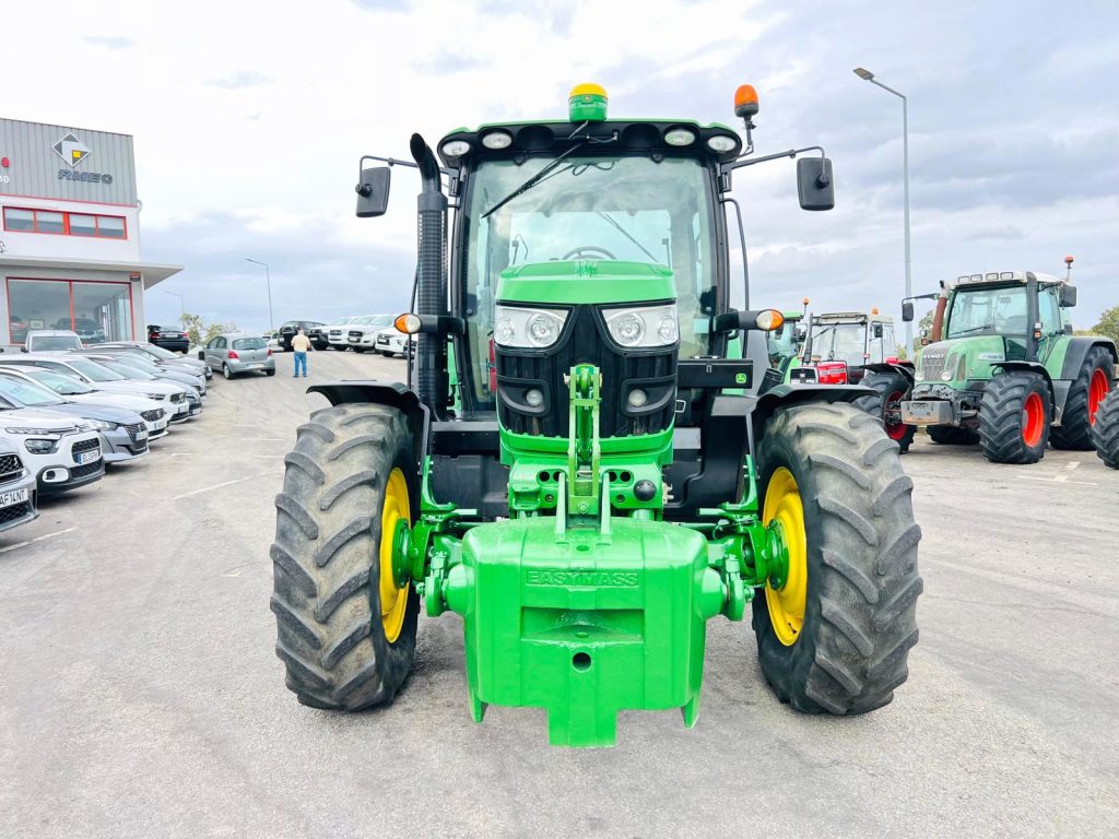 John Deere 6105R cheio