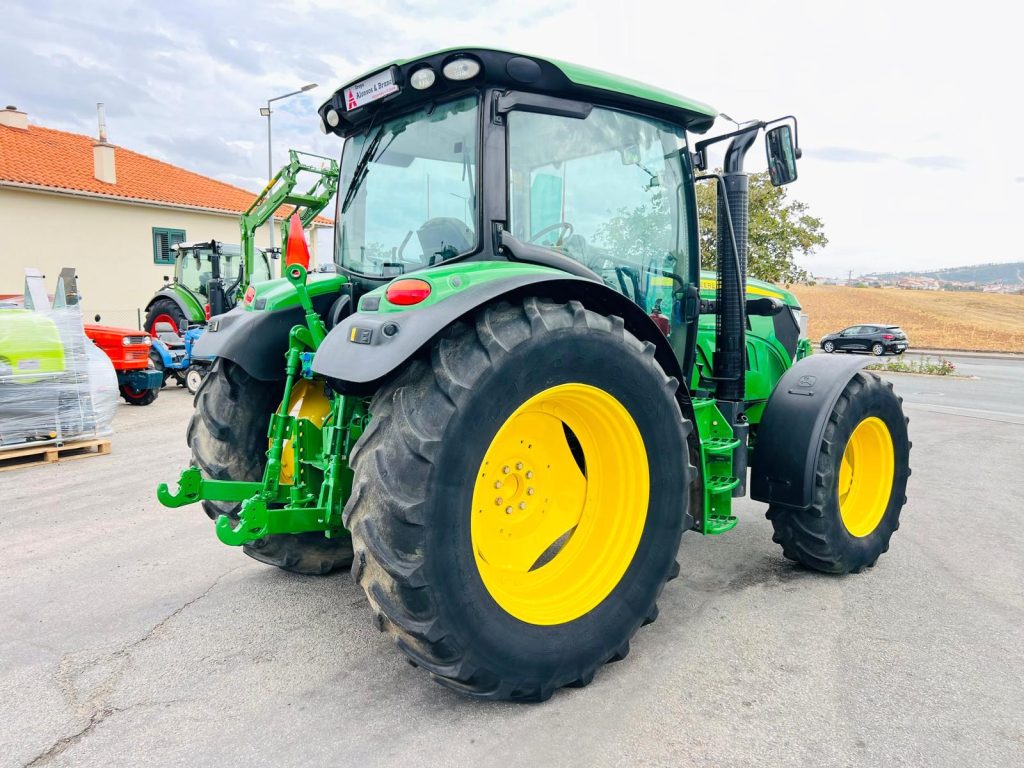 John Deere 6105R cheio