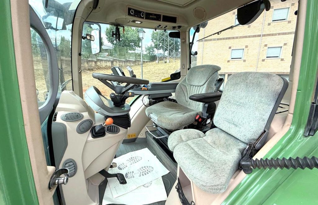 Fendt 714 Vario cheio