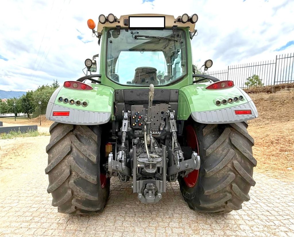 Fendt 714 Vario cheio