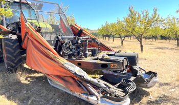 Claas Ares 566 RZ C/ Vibrador Agromelca Z20 cheio