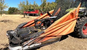Claas Ares 566 RZ C/ Vibrador Agromelca Z20 cheio