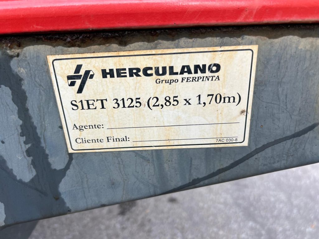 Reboque Herculano PB 3125 Tri-basculante cheio