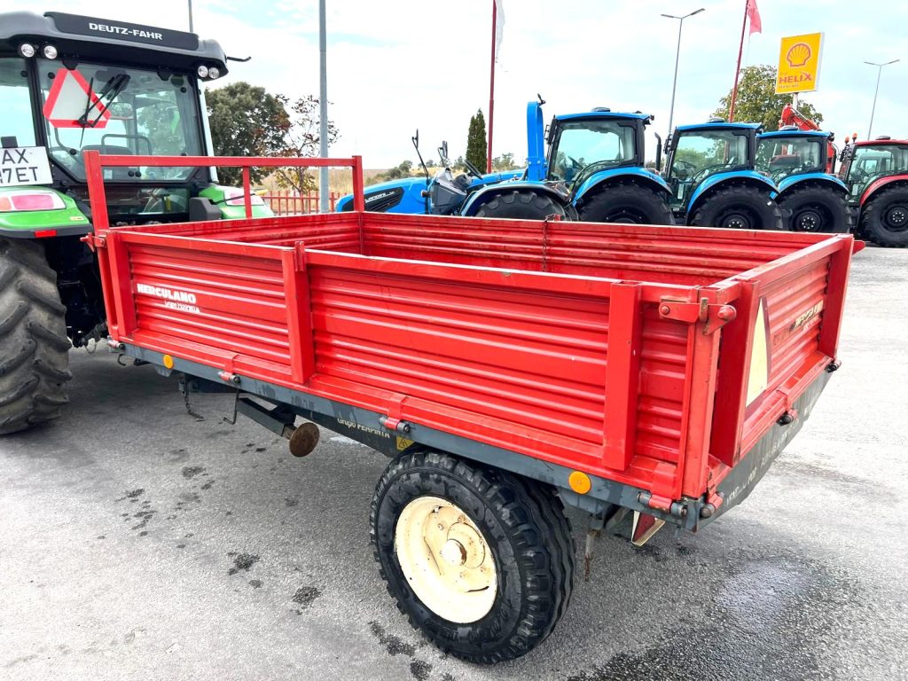 Reboque Herculano PB 3125 Tri-basculante cheio